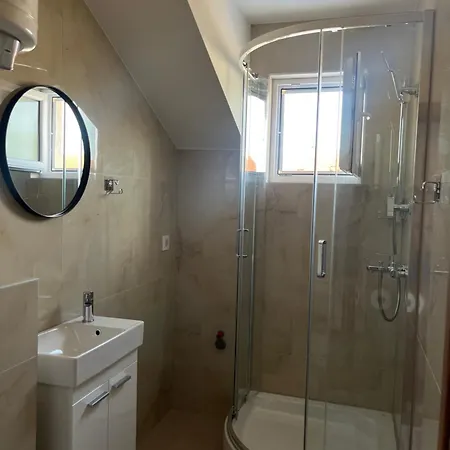 Dobrica 2 Daire Trebin